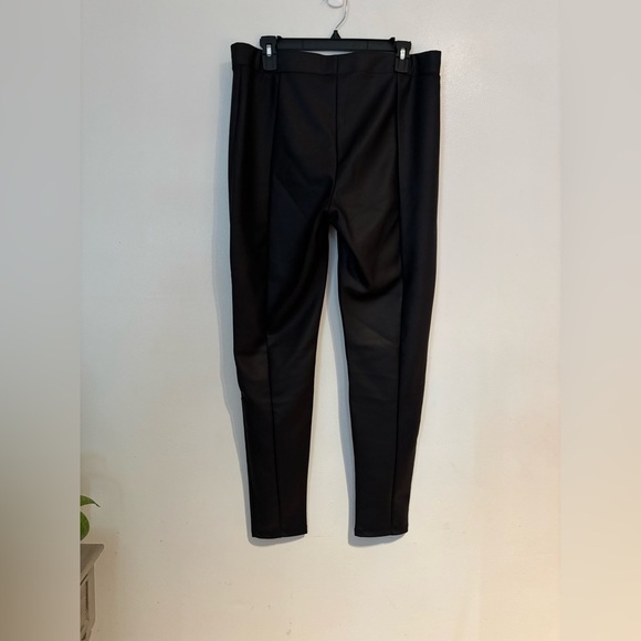 Express Women’s L Moto Faux Leather Leggings Pants Black Stretch Zip Pockets - Picture 2 of 3
